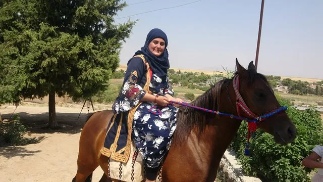 نساء كوجريات .. يصفن واقع حياتهن بالغناء التراثي وينقلنه للأجيال