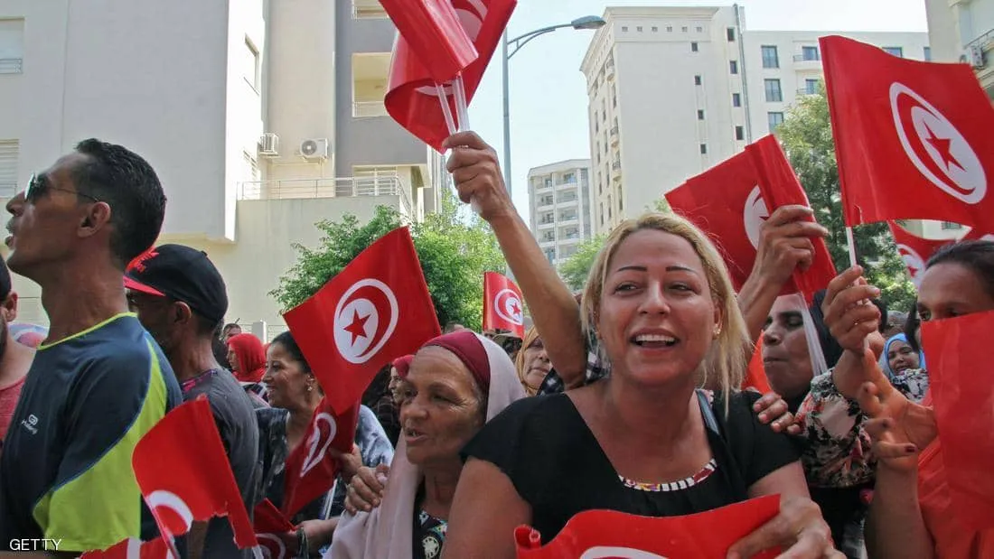 بدء المناظرات التلفزيونية بين مرشحي الرئاسة في تونس