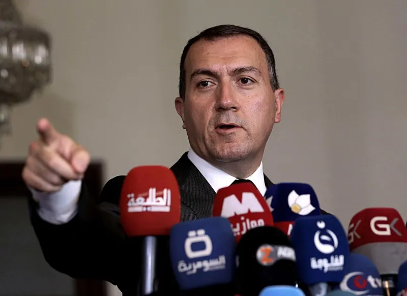 السفير التركي يستجدي الباعة العراقيين لشراء البيض التركي