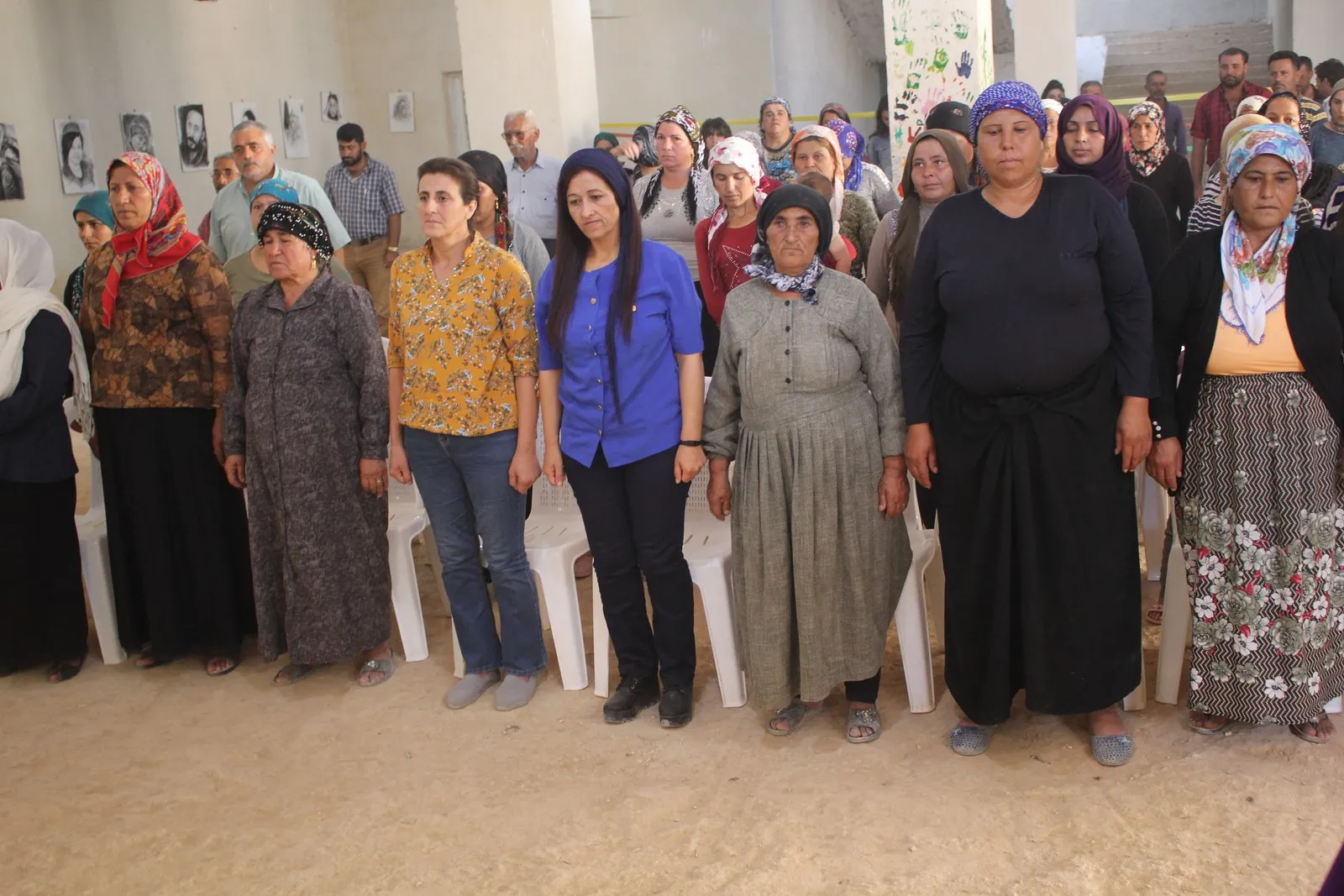 في إطار حملة مؤتمر ستار.. معرض للرسم في الشهباء