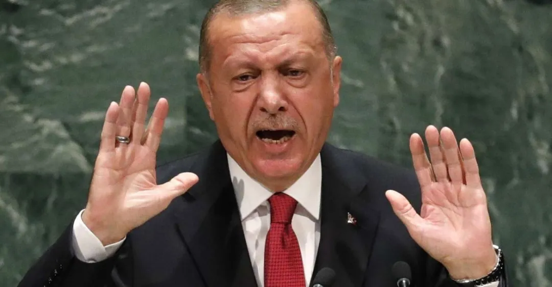أردوغان يدافع عن إيران بشأن هجمات "أرامكو" ويناقض نفسه بشأن العقوبات عليها