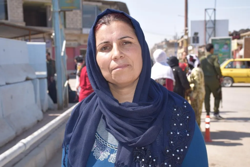 مؤتمر ستار يوزع منشورات تعريفية بحملته