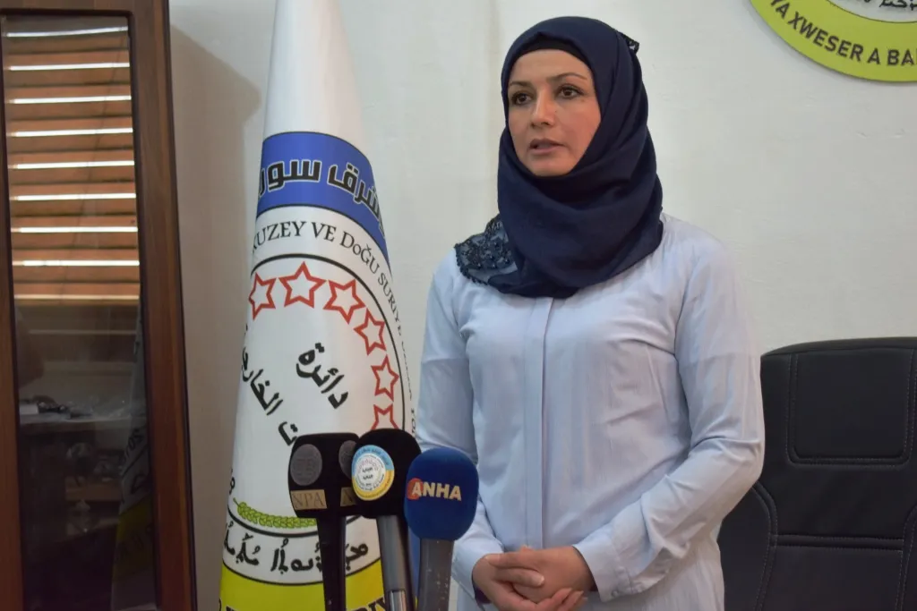 وفد نيجيري يزور الإدارة الذاتية للتباحث حول معتقلي داعش