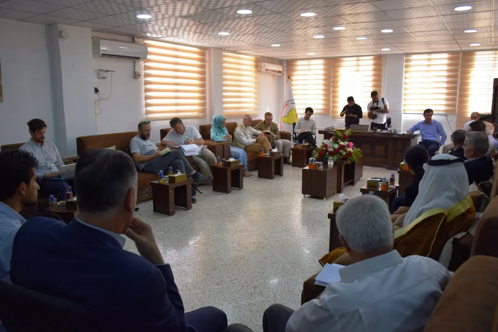 وفد بريطاني رفيع المستوى يلتقي بأعضاء من مسد والإدارة الذاتية