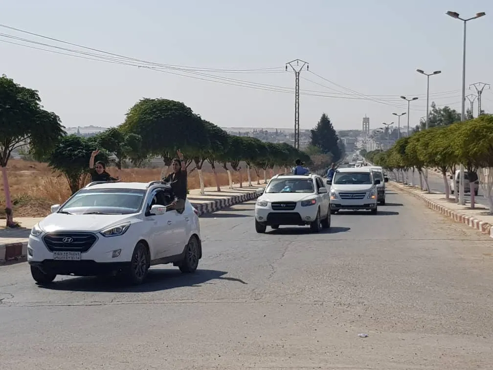 سكان شمال وشرق سوريا يتوجهون إلى كري سبي للتحول إلى دروع بشرية بوجه الهجمات
