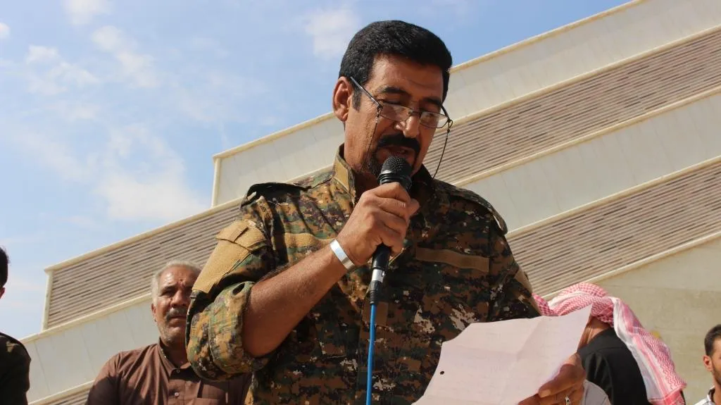 'علينا الالتفاف بشكل عاجل حول قواتنا والتمسك بخط الشهداء'