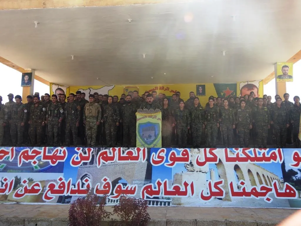 مجلس الرقة العسكري: نحن على العهد الذي قطعناه ونقف صفاً واحداً مع كافة المجالس العسكرية
