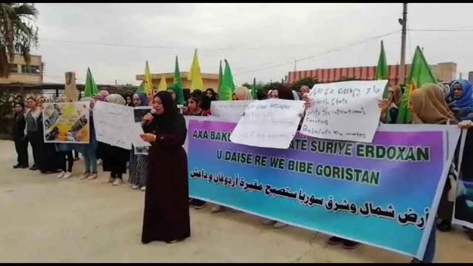 'التركي احتلت أرضنا وشردتنا وتقتل الأطفال والمدنيين دون رحمة'