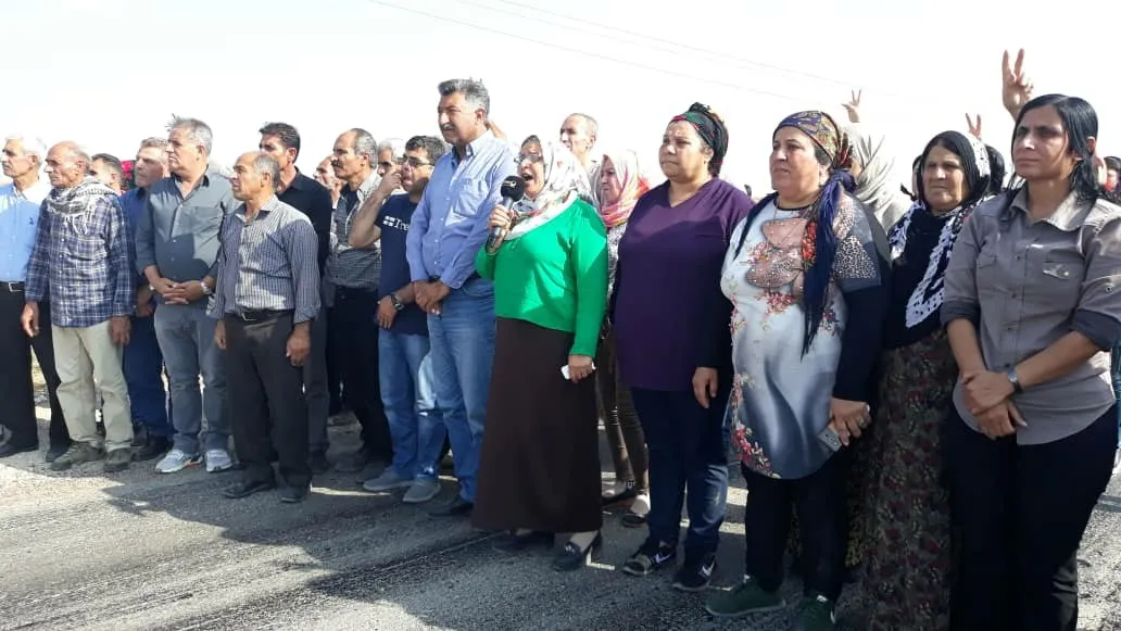 المشاركون في القافلة المدنية: هدفنا انقاذ حياة الجرحى عبر فتح ممر انساني