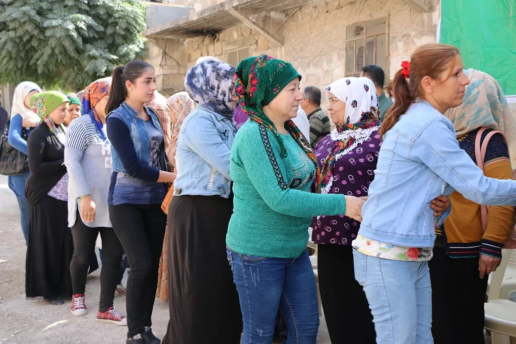 أهالي حلب مستمرون في دعمهم لمقاومة الكرامة