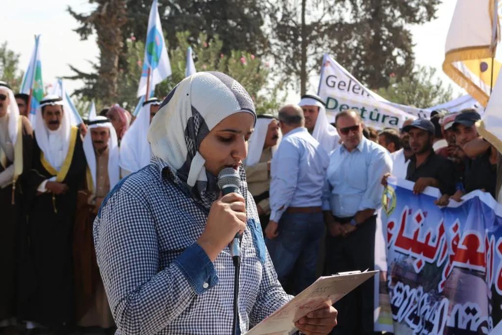 أهالي الرقة ينددون بالتهديدات التركي ويستعدون للتوجه صوب الحدود غداً