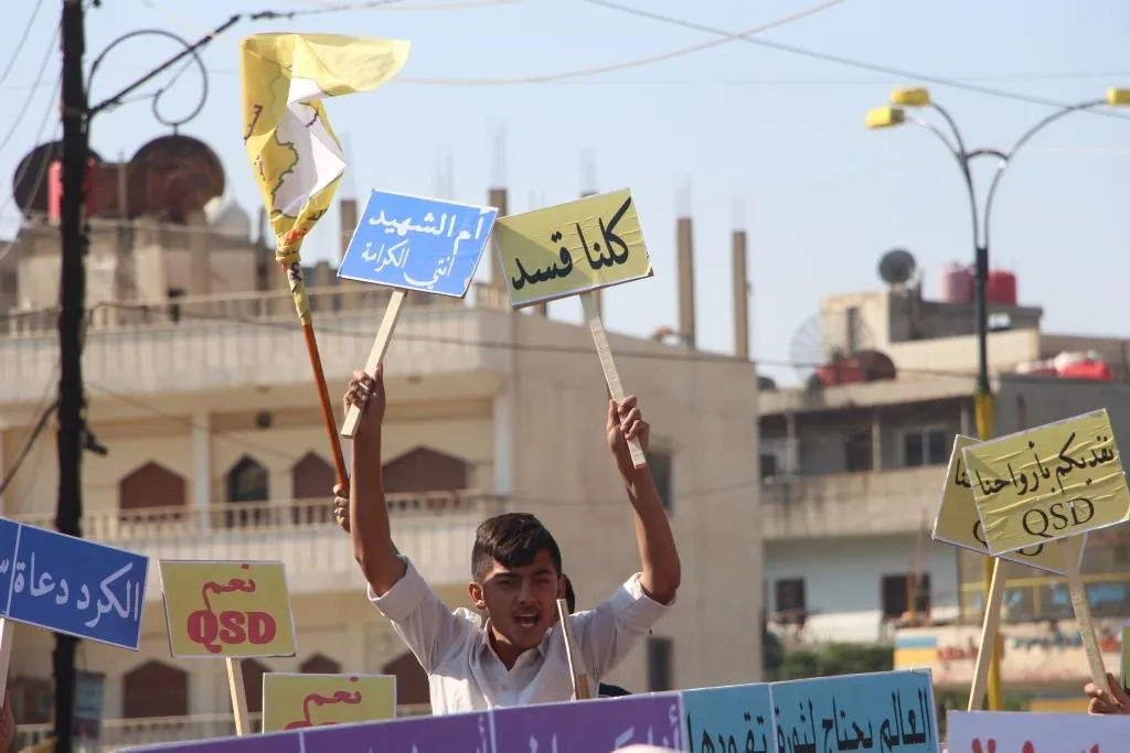 "نريد أن يكون لنا حقوق في وطننا كالأخرين وأن نتعلم بلغتنا"