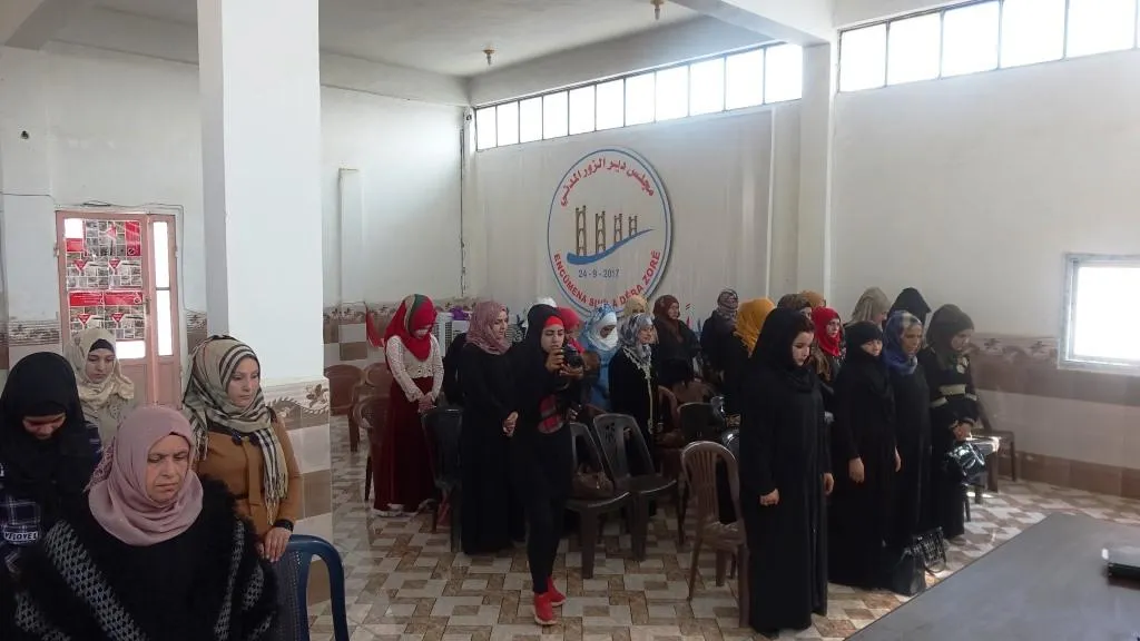 لجنة المرأة بالمجلس التشريعي بدير الزور تشرح الوضع السياسي لنساء المنطقة
