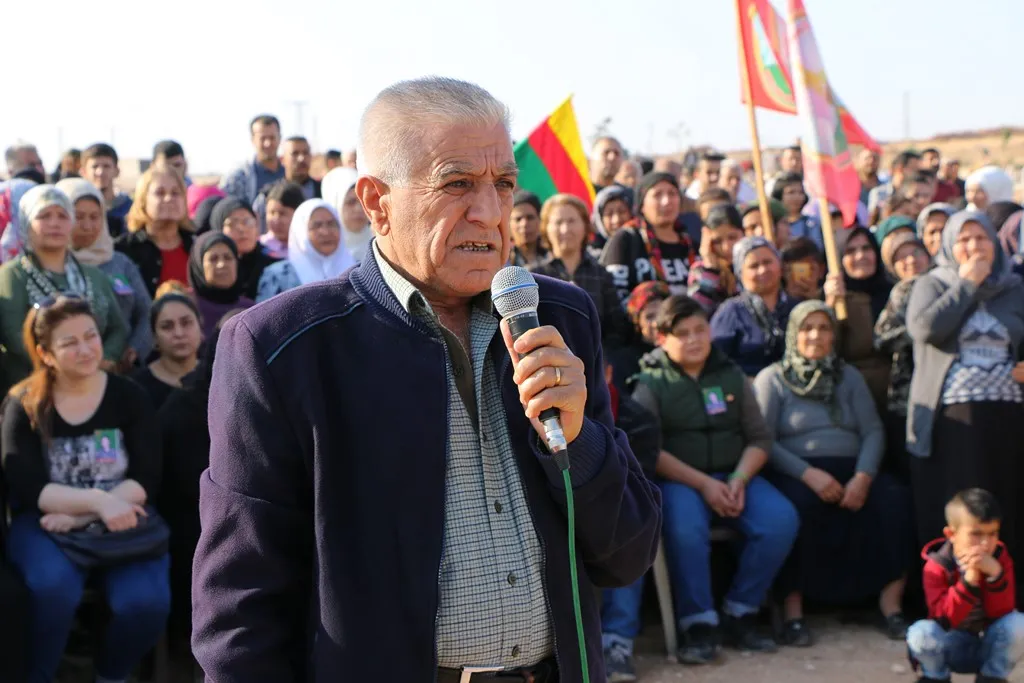 أهالي حلب يودعون الشهيدة تيماف سربلند إلى مثواها الأخير