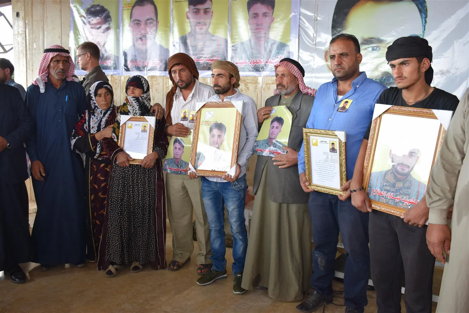 بالتأكيد على تحقيق النصر الحسكة تودع كوكبة من الشهداء