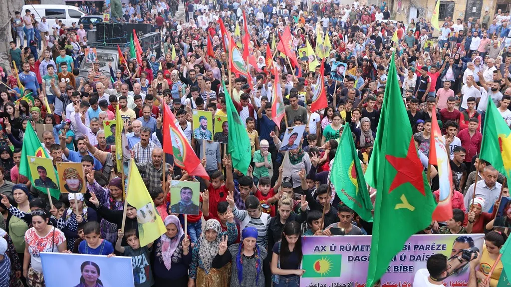 أهالي حلب ينددون بالعدوان التركي على شمال وشرق سورية