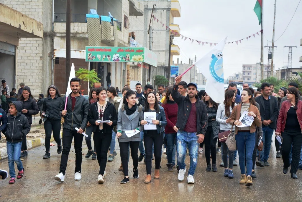 طلبة جامعة كوباني: قاطعوا البضائع التركية
