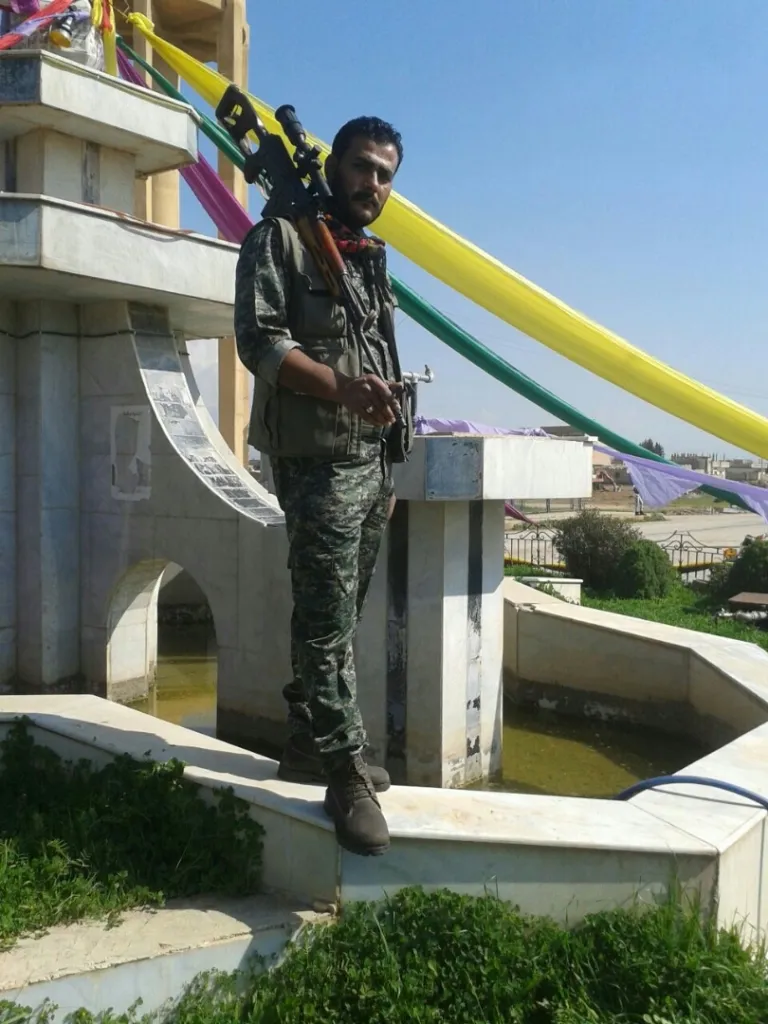 حمي رش...‘لازلت مدين لوطني، أولادي أفعلوا ما فعله والدكم ودافعوا عن أرضكم‘