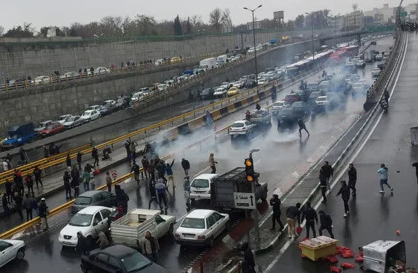 إيران على صفيح ساخن في ظل الوضع الملتهب في الشرق الأوسط