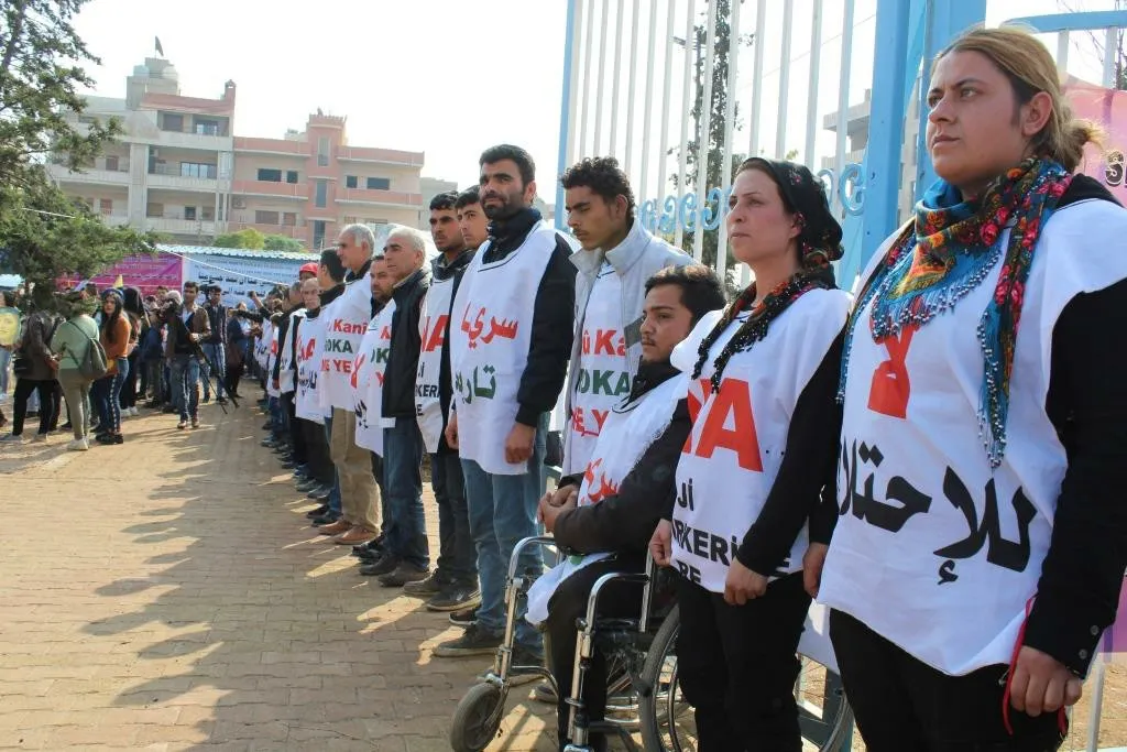 معتصمو سريه كانيه متفائلون بالعودة إلى مدينتهم التي هجروها قسراً