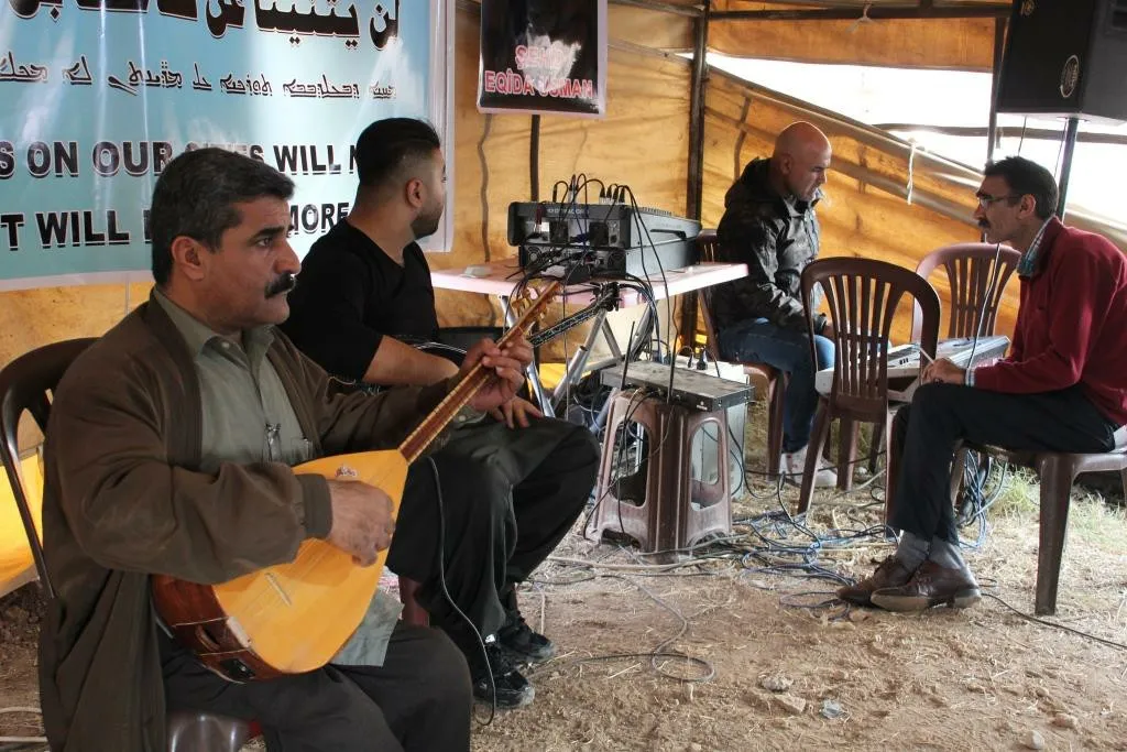 معتصمو سريه كانيه متفائلون بالعودة إلى مدينتهم التي هجروها قسراً