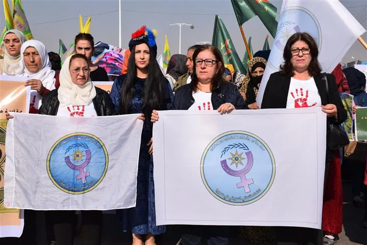 تظاهرات في الشمال السوري بمناسبة اليوم العالمي لمناهضة العنف ضد المرأة