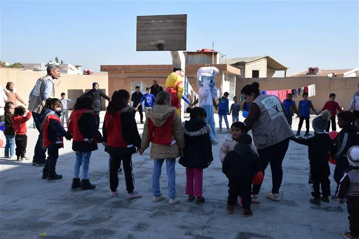 احتفالية بمناسبة يوم الطفل العالمي للأطفال النازحين بالحسكة