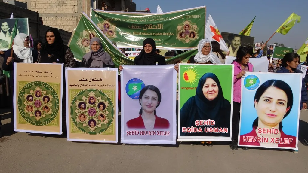 تظاهرات في الشمال السوري بمناسبة اليوم العالمي لمناهضة العنف ضد المرأة