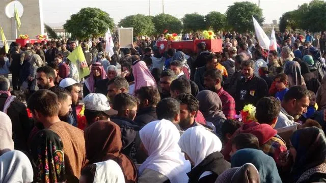 أهالي الحسكة يعاهدون الشهداء في مراسم تشييعهم على تحقيق أهدافهم