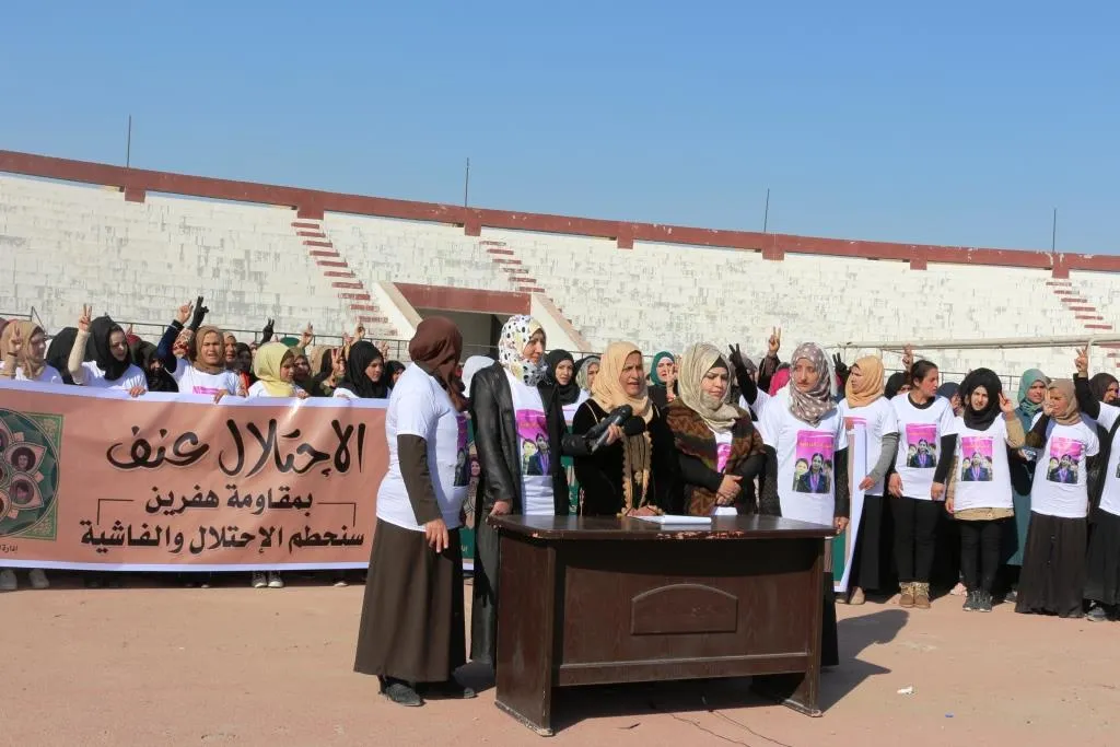 بيانات منفصلة بصدد اليوم العالمي لمناهضة العنف ضد المرأة