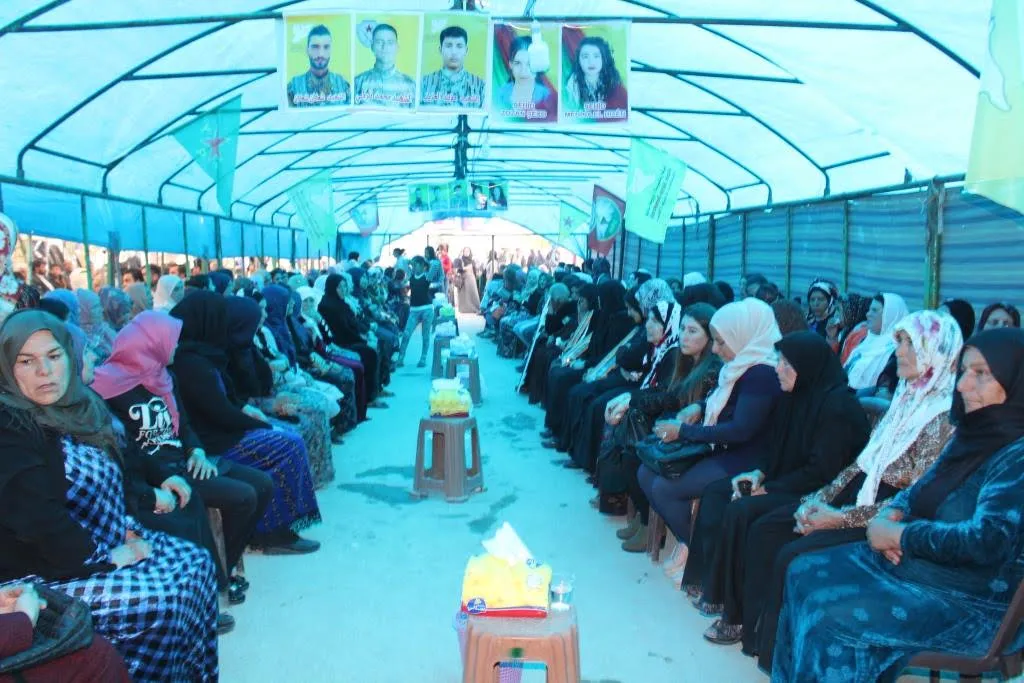 ذوو الشهداء: نحن عشاق لوطننا ومطلبنا ان نكون أحرار