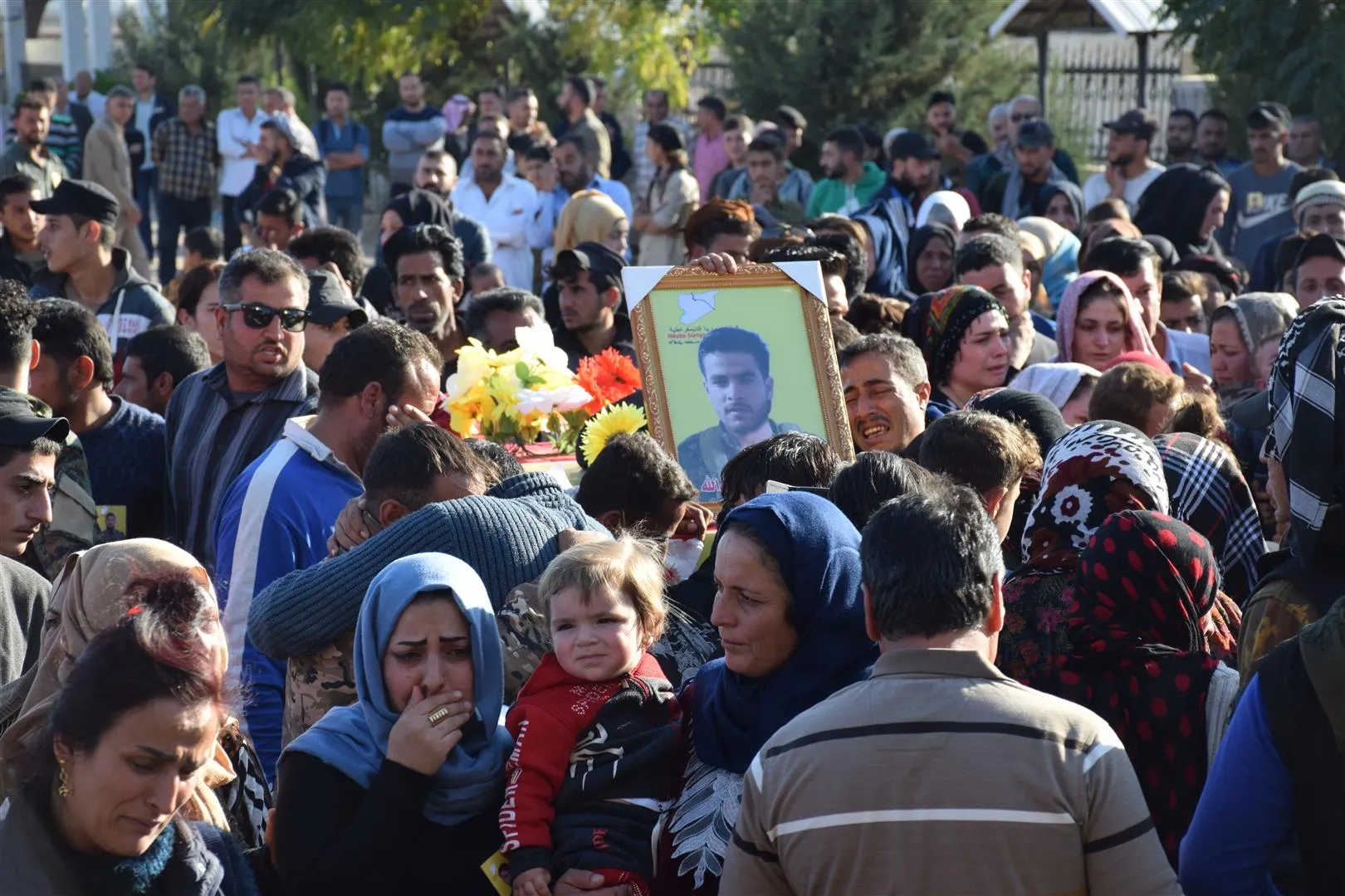خلال مراسم التشييع: الاحتلال التركي يحاول النيل من مكتسباتنا التي تحققت بفضل الشهداء