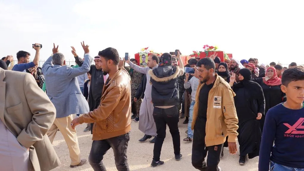 تشييع جثامين3 شهداء في الرقة