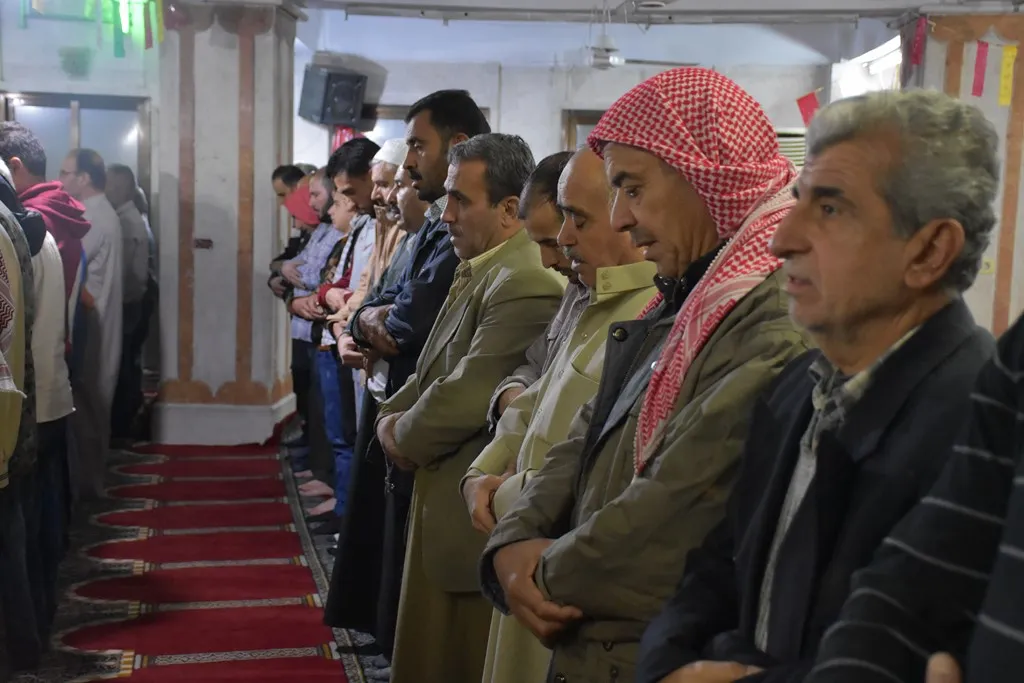أهالي حلب يحتفلون بعيد مولد النبوي