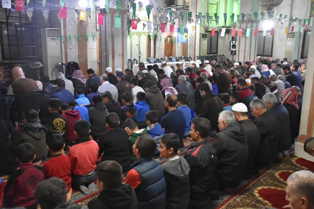 أهالي حلب يحتفلون بعيد مولد النبوي