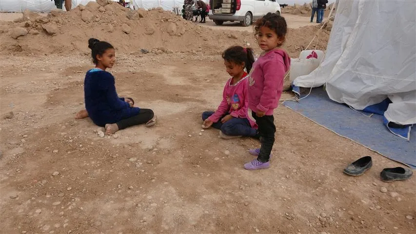 ​​​​​​​نازحات المناجير: مرتزقة الاحتلال التركي سرقوا كل ممتلكاتنا