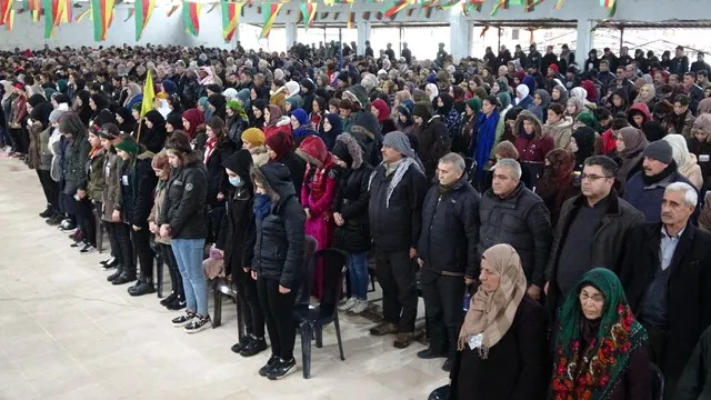 الآلاف يقدمون واجب العزاء لذوي الشهيد سيبان عفرين