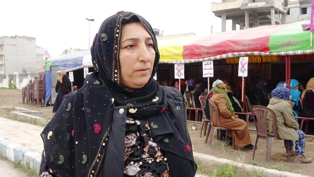 ​​​​​​​على لسان نازحة: لا نريد مساعدات إنسانية، إنما نريد العودة لديارنا