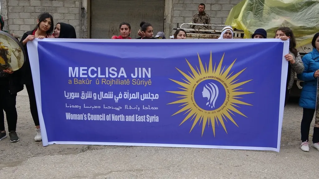 شمال وشرق سوريا تتظاهر دعماً لـ YPJ