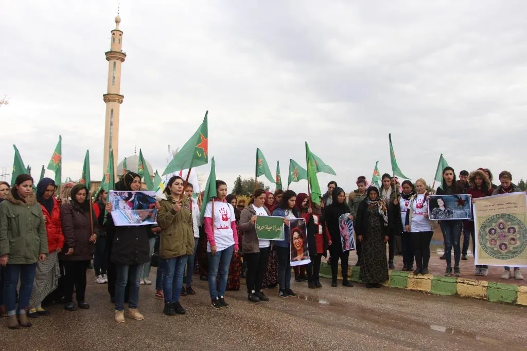 شمال وشرق سوريا تتظاهر دعماً لـ YPJ