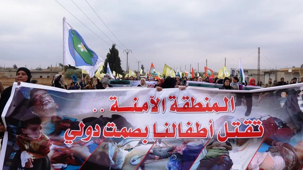 ​​​​​​​أهالي ريف الطبقة الشرقي يُجددون رفضهم للاحتلال التركي