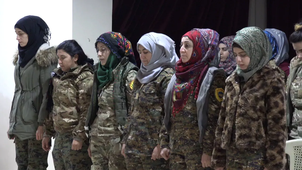 محاضرتين عن العنف في الرقة والطبقة