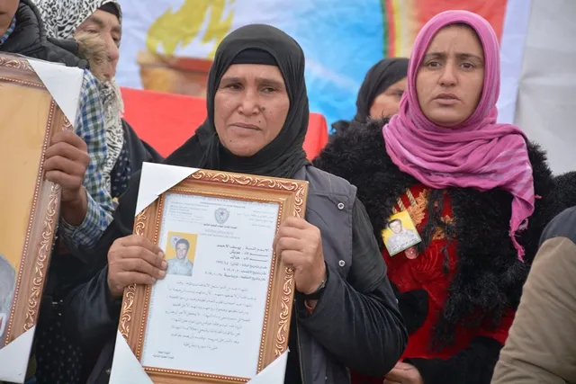 في مراسم تشييع شهيد مقاومة الكرامة الأهالي يجددون العهد على مواصلة النضال
