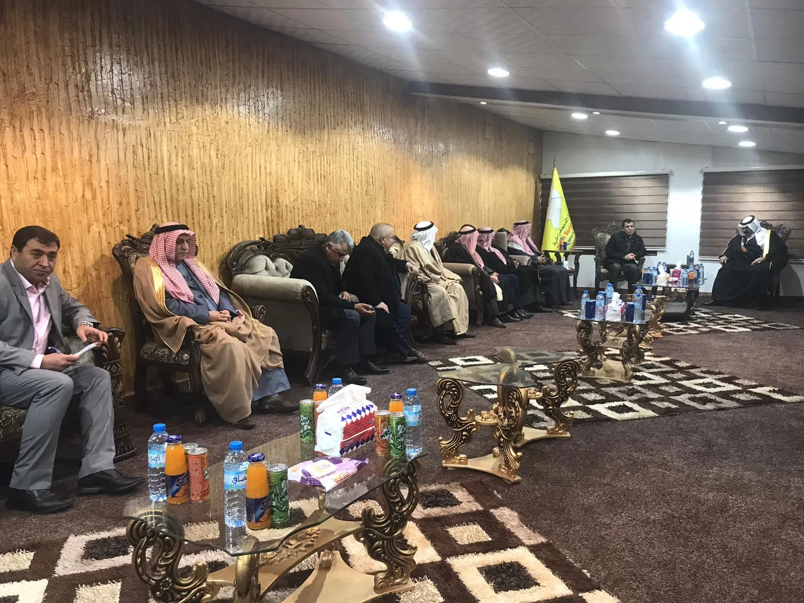 ​​​​​​​مظلوم عبدي يجتمعُ مع أعضاءِ هيئة الأعيان في شمال وشرق سوريا
