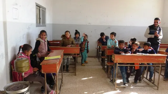 الطلبة المُهجّرون يستعدون لتقديم امتحانات الفصل الأول