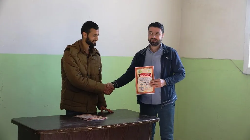 ​​​​​​​شبيبة الرقة تخرج الدورة الرابعة في الاعلام والحاسوب