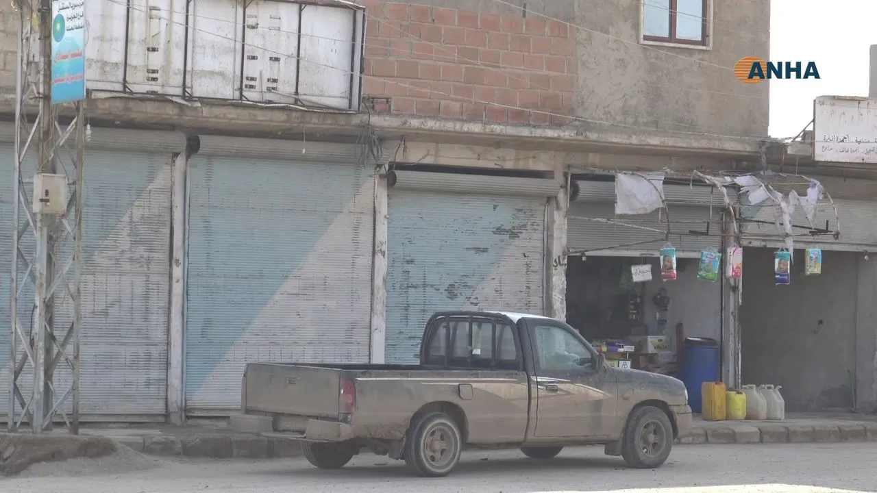 ​​​​​​​اسعار صرف الدولار يتسبب بإغلاق المحال التجارية في الشدادي