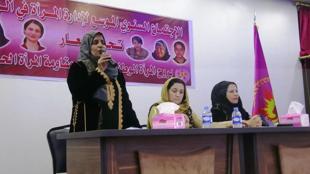 خلال اجتماعهن قررن إطلاق حملة تشجيع للانضمام للقوات العسكرية