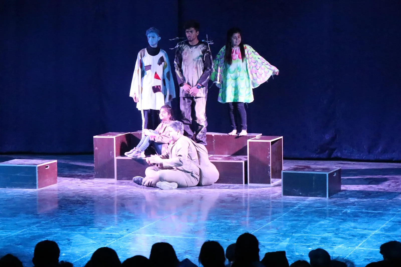 ​​​​​​​مهرجان ميتان يعرض مسرحيّة