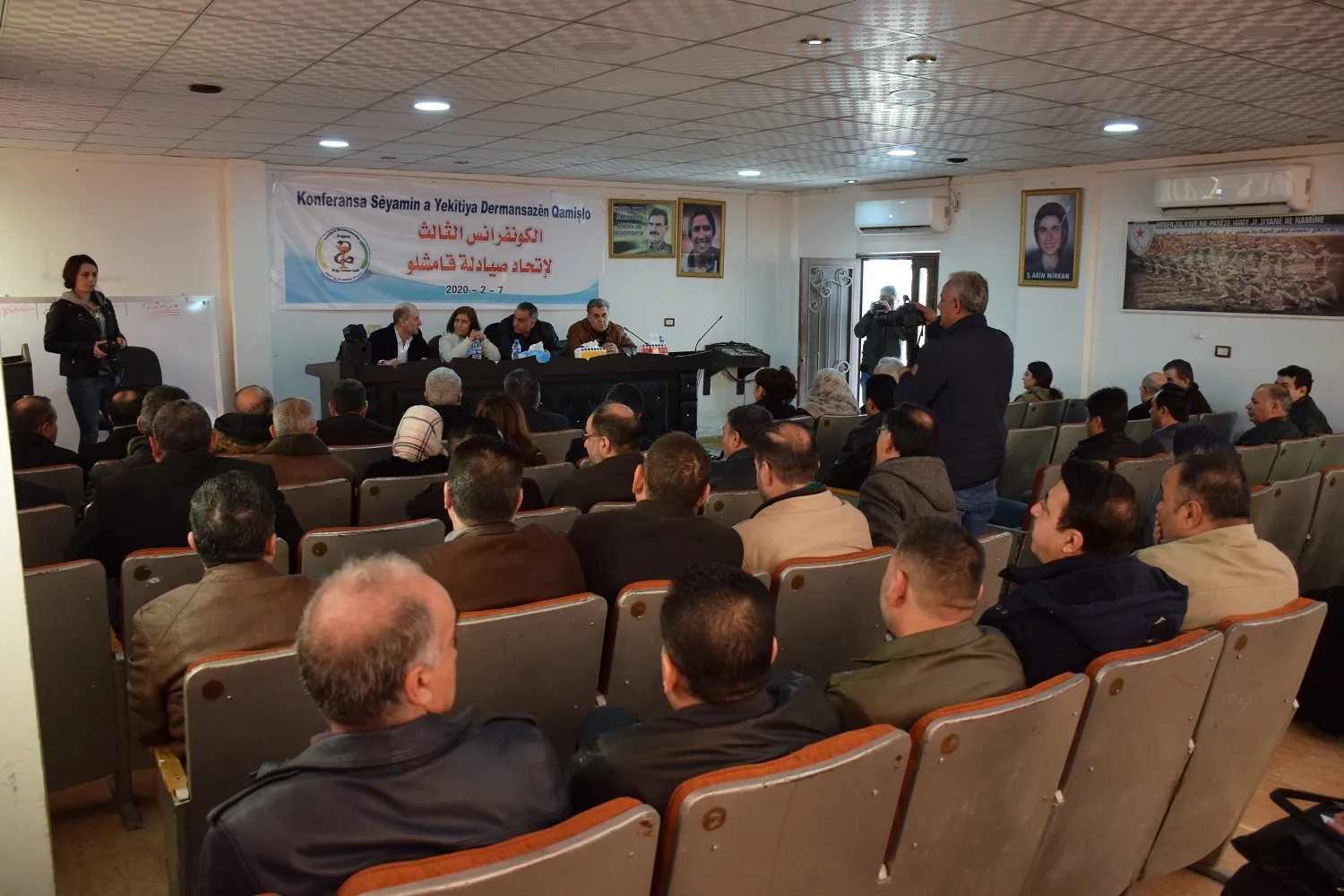 ​​​​​​​اتحاد صيادلة قامشلو يقترح إنشاء مخبرين وتشكيل لجنة للإشراف على الأدوية